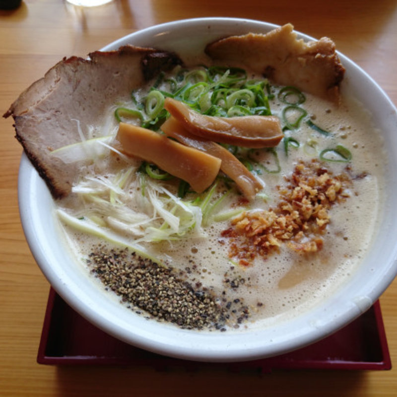 おもてなしゴールドスター（超こってり鶏白湯）(麺 京都 おもてなし)