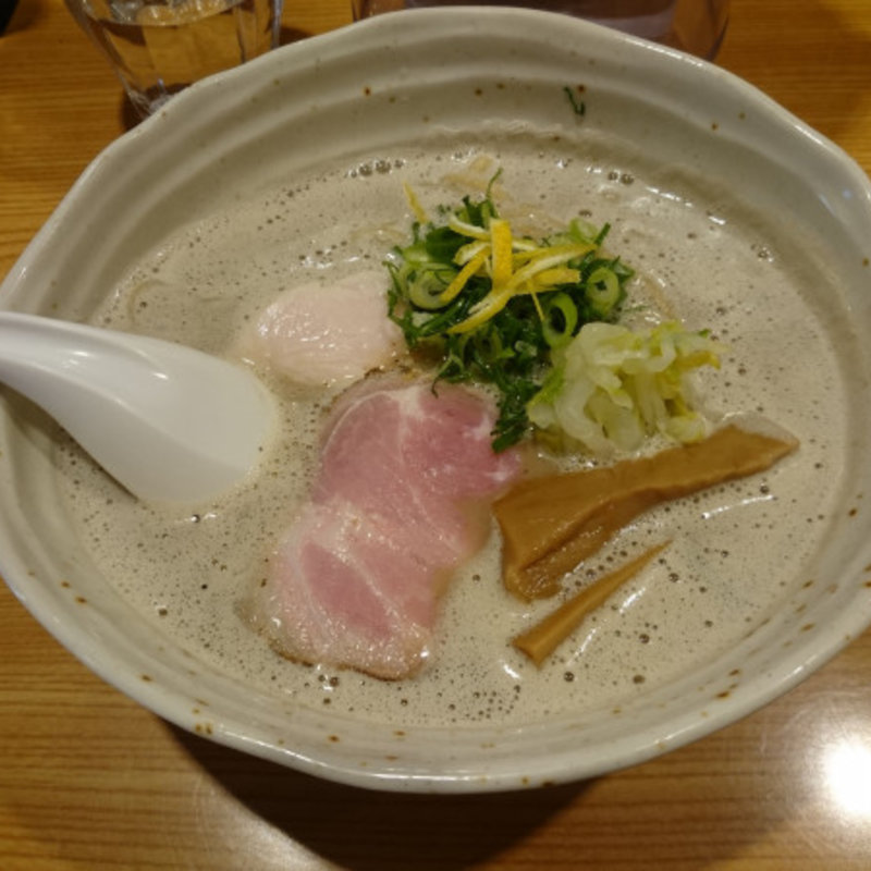 1059（とんこく）ラーメン(中華居酒屋ちゃいなや )