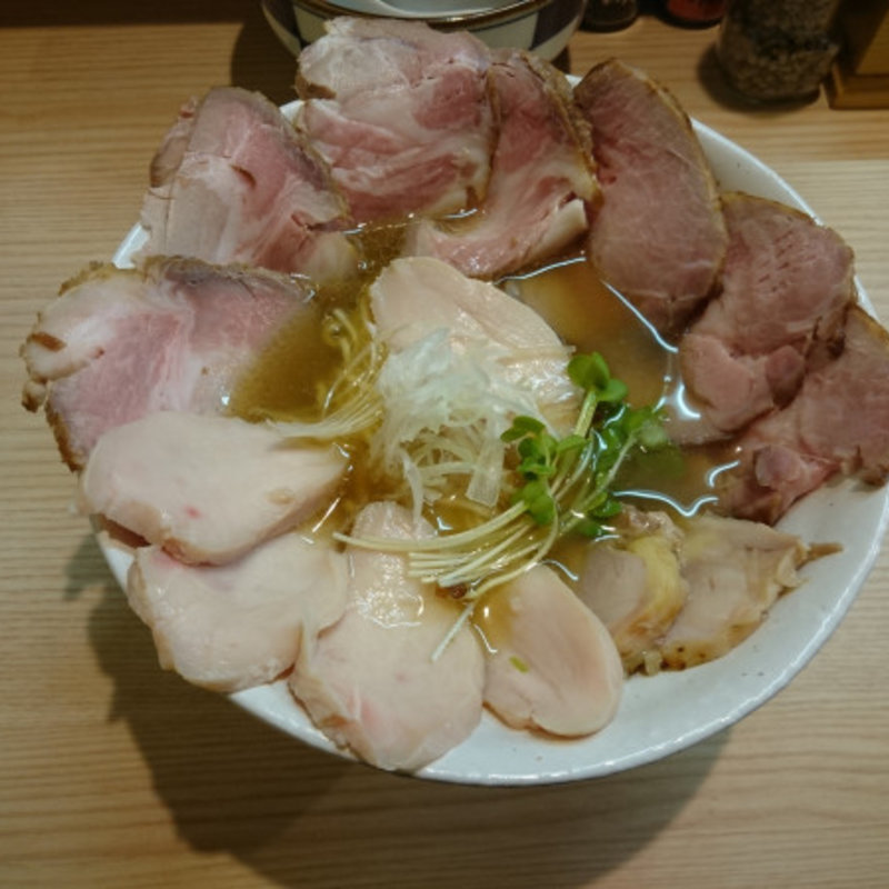 サバの薄口醤油鶏そばチャーシュー増し(鶏谷 （トリタニ）)