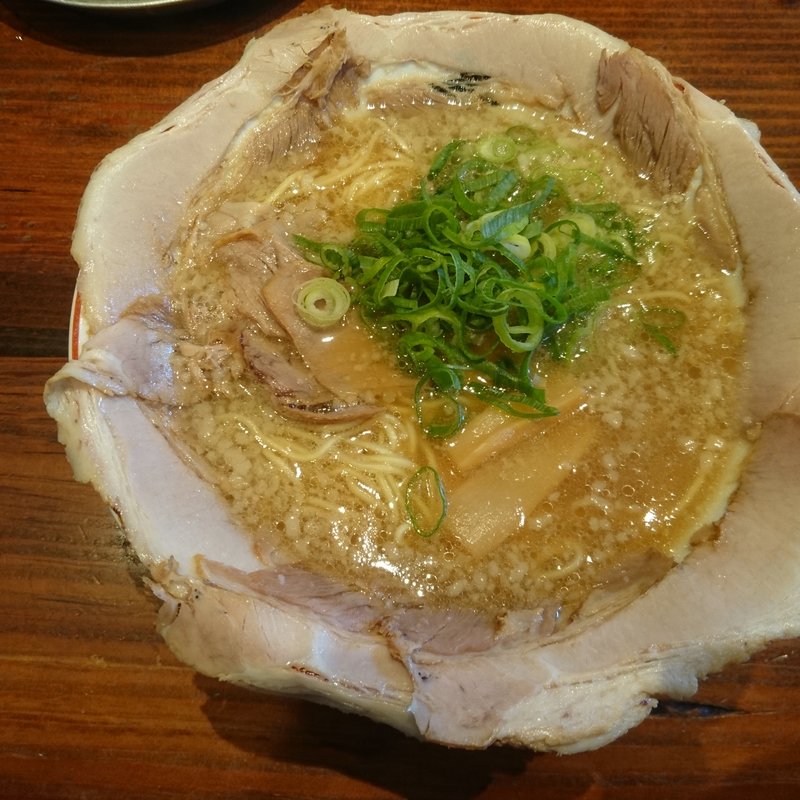 チャーシューメン780円(元祖熟成細麺　香来 壬生本店 )