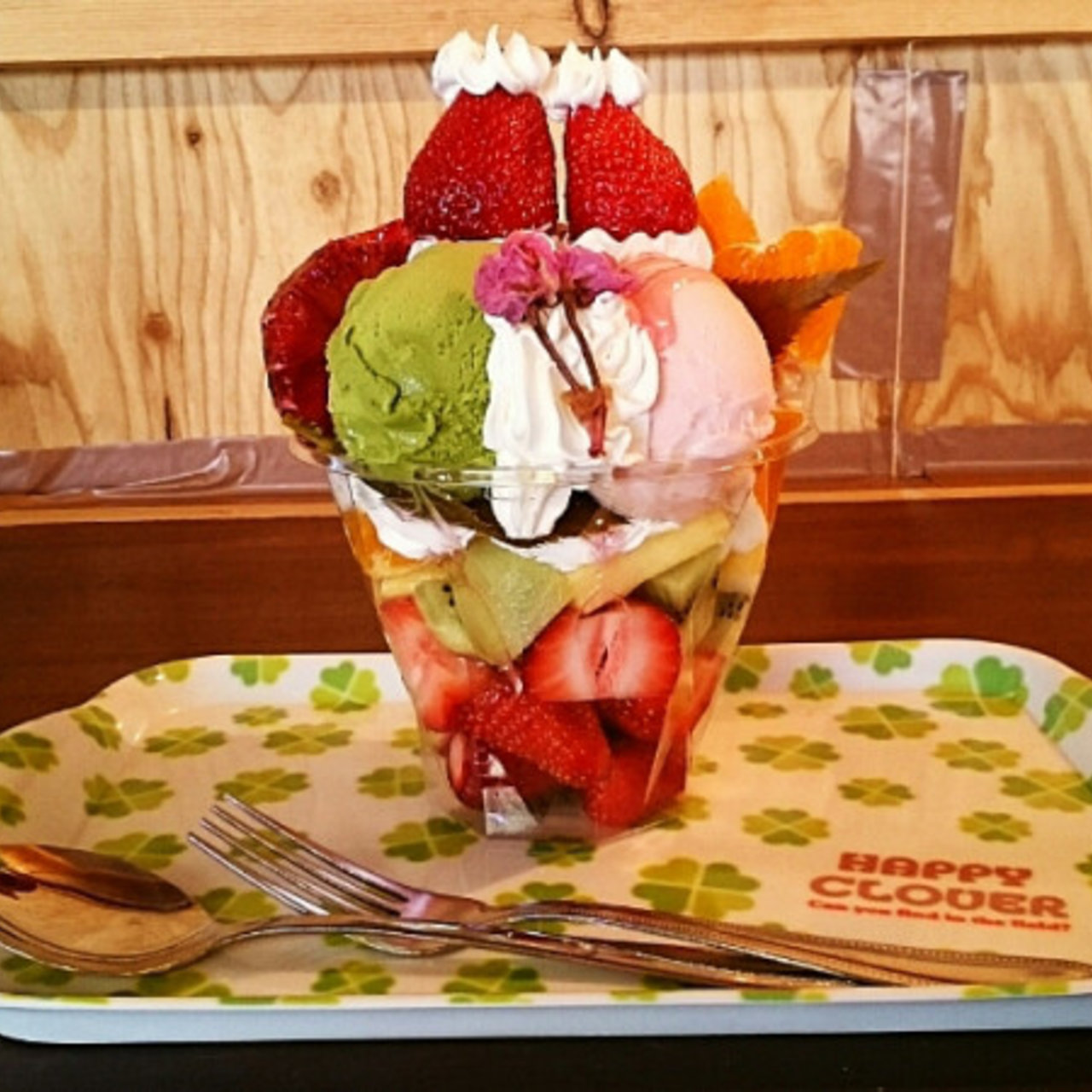 さくら パフェ(雪みるく )の口コミ一覧 | No.1のメニューが見つかる