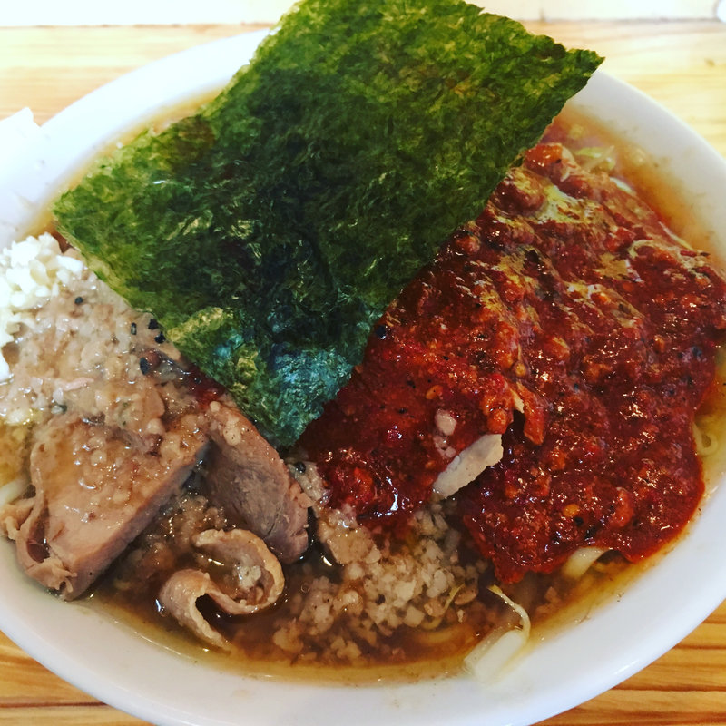 ぶた入りオロチョンラーメン(にかいや )