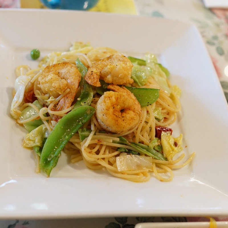 エビのフリットと春野菜のアーリオオーリオ(キャナリィ ロウ 長野店 （cannery row）)