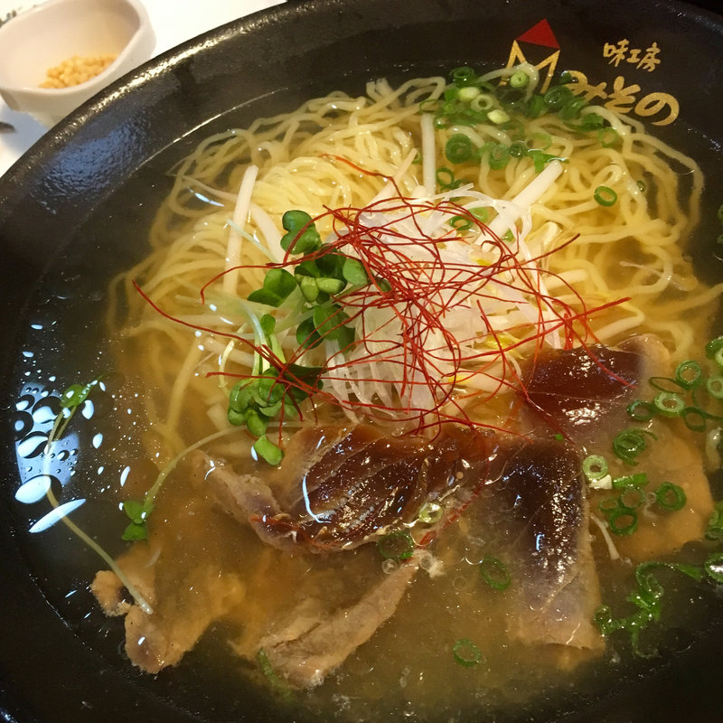 まぐろラーメン(味工房みその （あじこうぼうみその）)