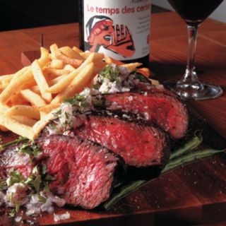 山形牛ランプの厚切りステーキ(Libertin)