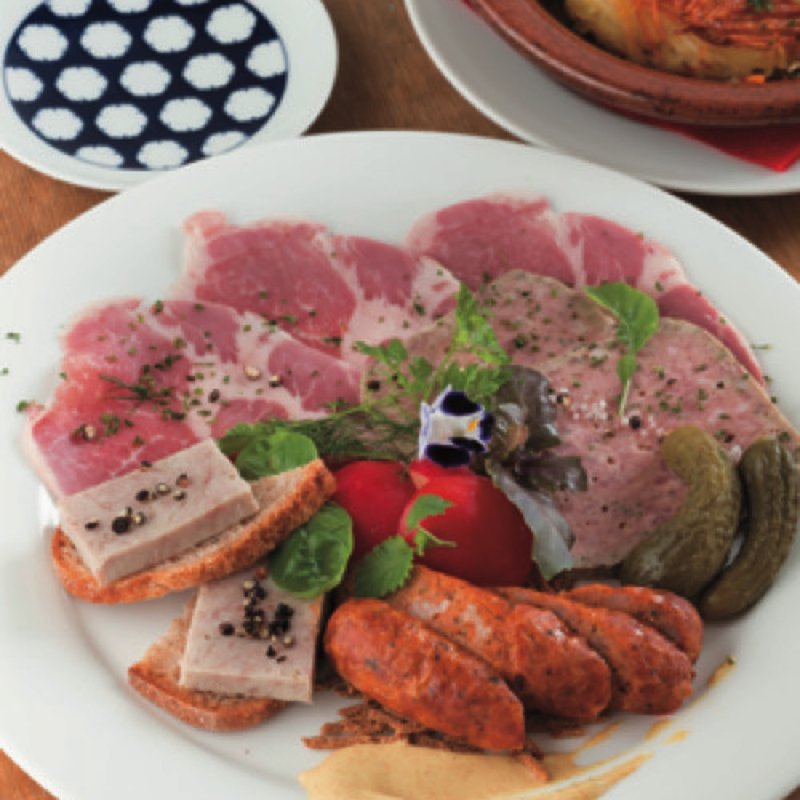 自家製シャルキュトリー盛り合わせ(BIVOUAC BRASSERIE CAFE)