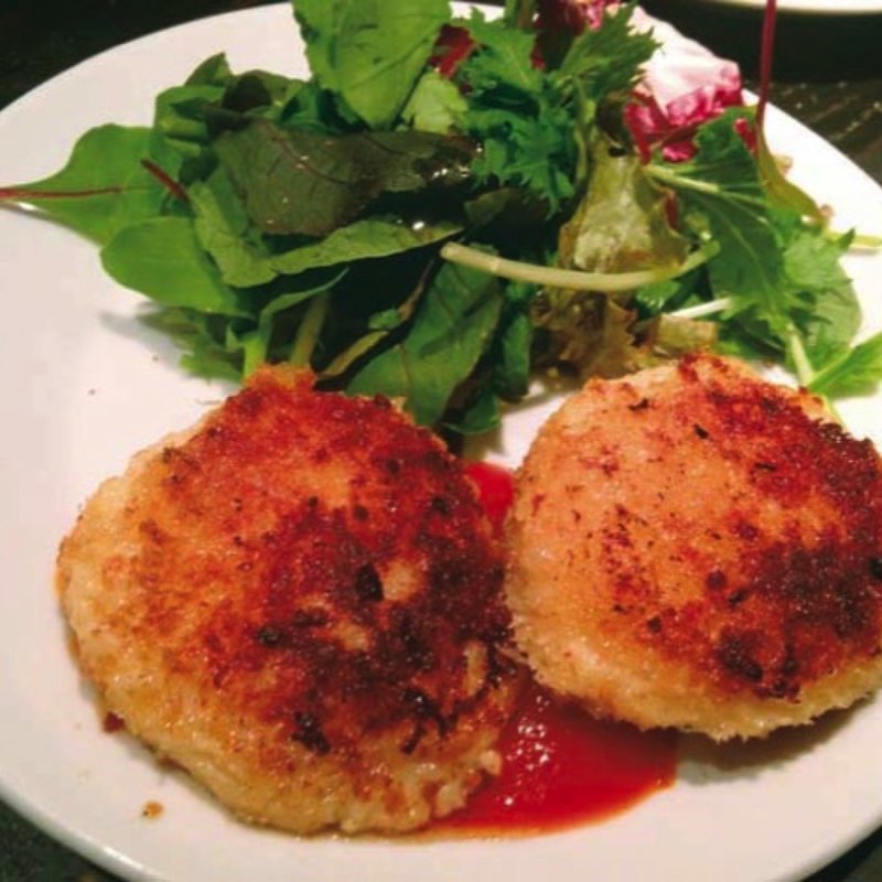 カニクリームコロッケの鉄板焼　2個(Whisky Gibier Bar&Shop 代々木上原)