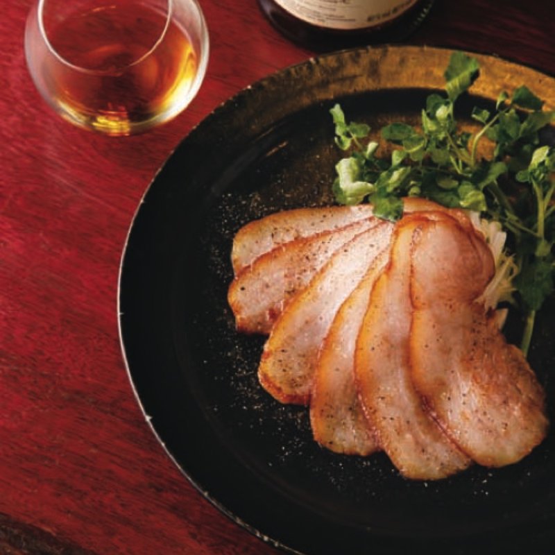 富士黒豚の自家製ベーコン(三軒茶屋 燻製201号室)