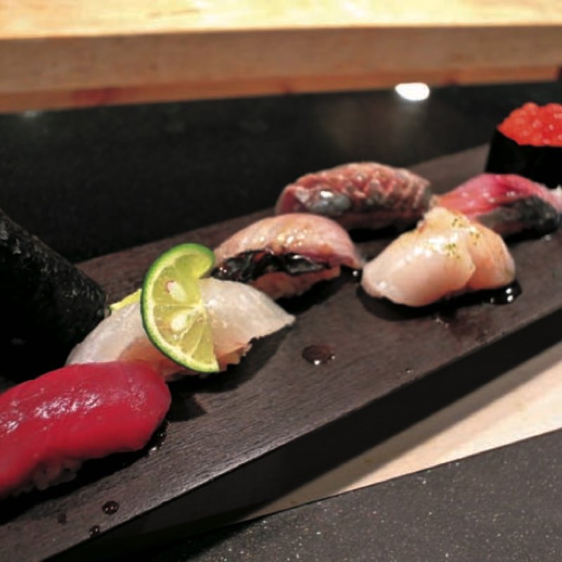 寿司ランチ(小鉢・　寿司７貫・巻物・寿司椀)(寿司割烹 濤崎)