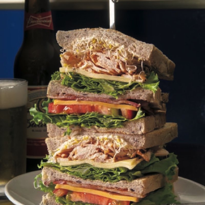 アメリカンクラブハウスサンドイッチ (Qino's Manhattan New York)