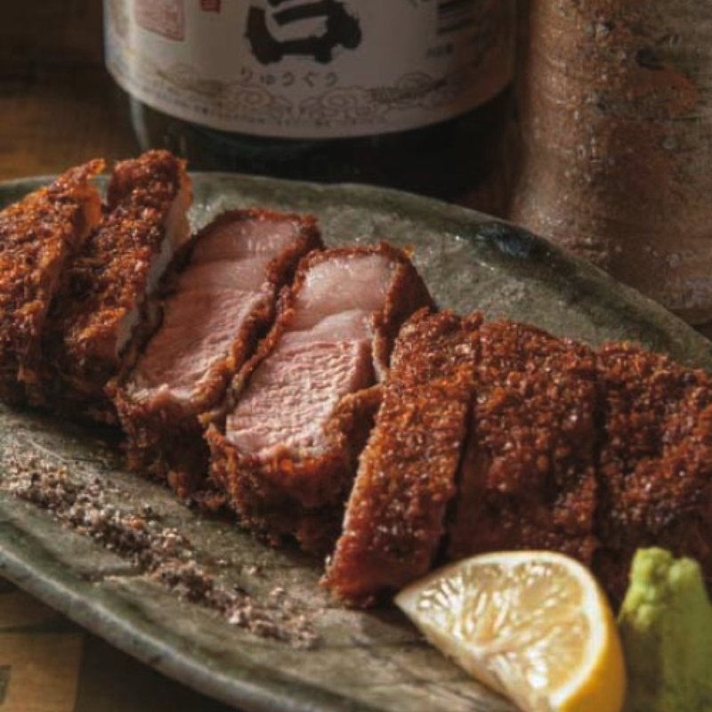 梅山豚のロースカツ (まるしげ夢葉家)