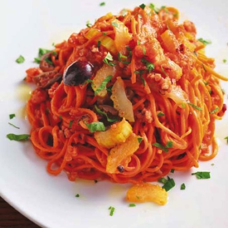 唐辛子を練り込んだタリオリーニ タコとタジャスカオリーブのラグー((La Fabbrica Della Pasta) Quel （クエル）)