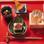 前菜2種と柿の葉寿司 季節のコース 