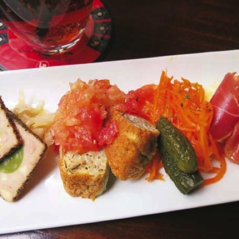 ほろ酔いセット(月光荘サロン 月のはなれ)