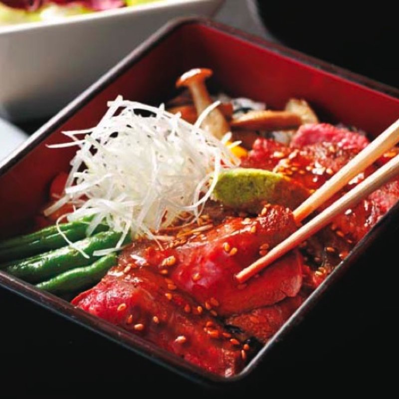 ステーキ重(24 （トゥエンティフォー）)