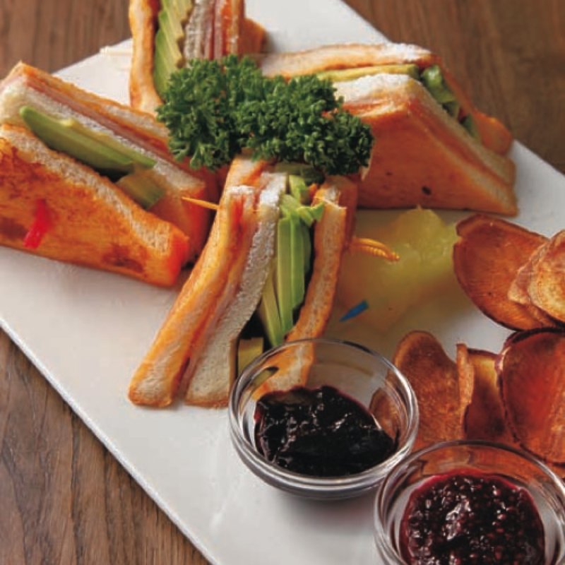 モンテクリスト　ハム・チーズ・アボカド(55（フィフティーファイブ）)