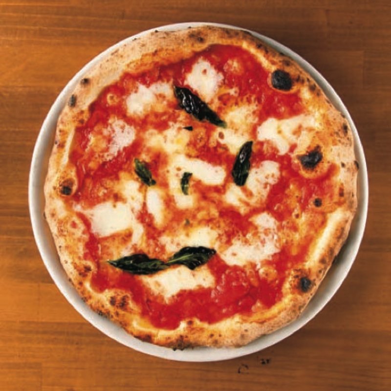 マルゲリータ コン プローヴォラ(DA ZUZU)