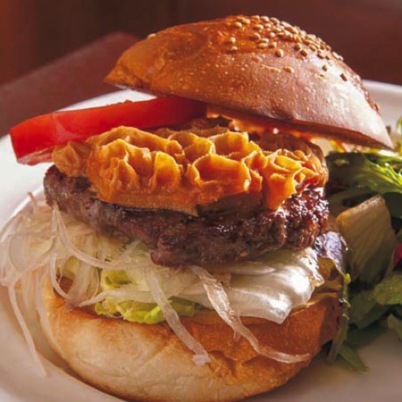 モツバーガー(カルネヤ)