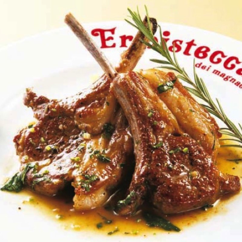 仔羊のカッチャトーラ風(エル ビステッカーロ デイ マニャッチョーニ)