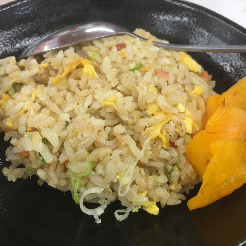 半チャーハン(元祖赤のれん 雄ちゃんラーメン)