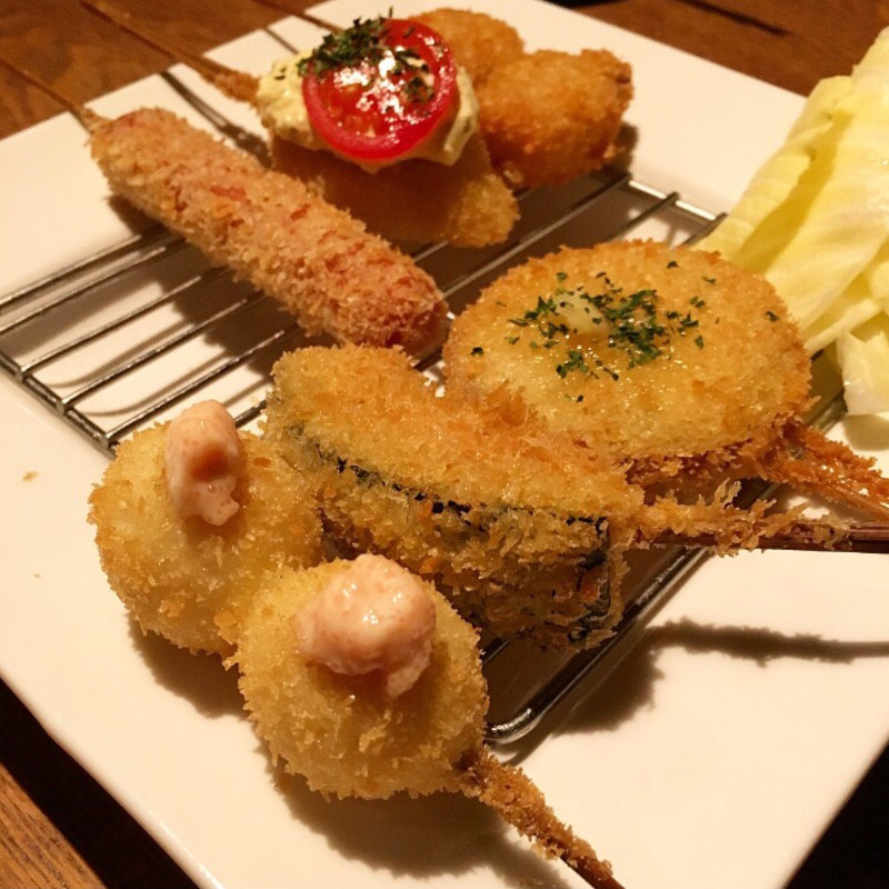 串カツ(京Apollo 六角 （きょうあぽ ろっかく）)