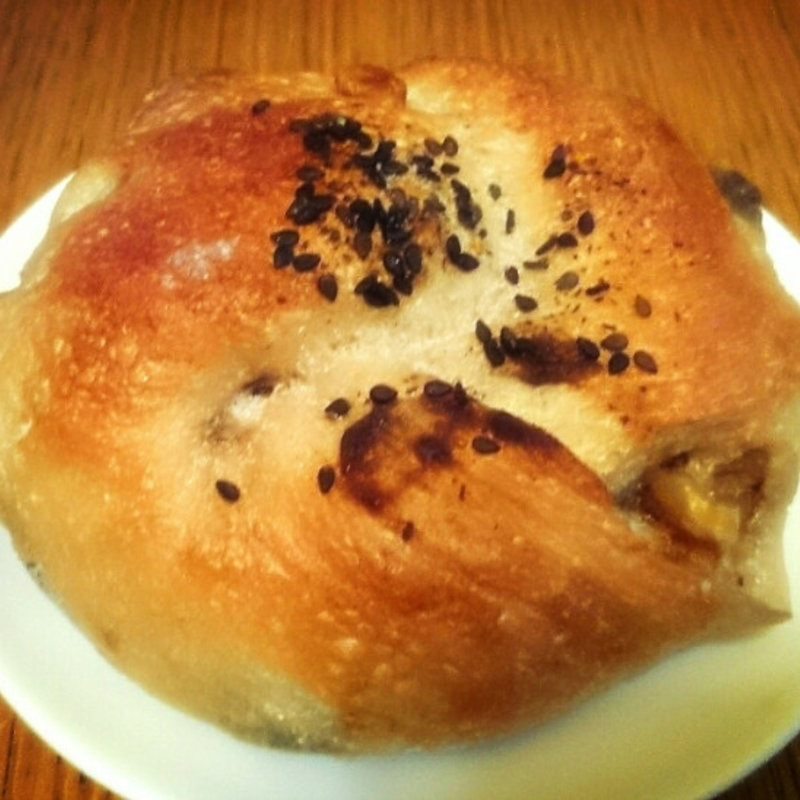 黒胡麻あん胡桃(パン工房 ブランジェリーケン)