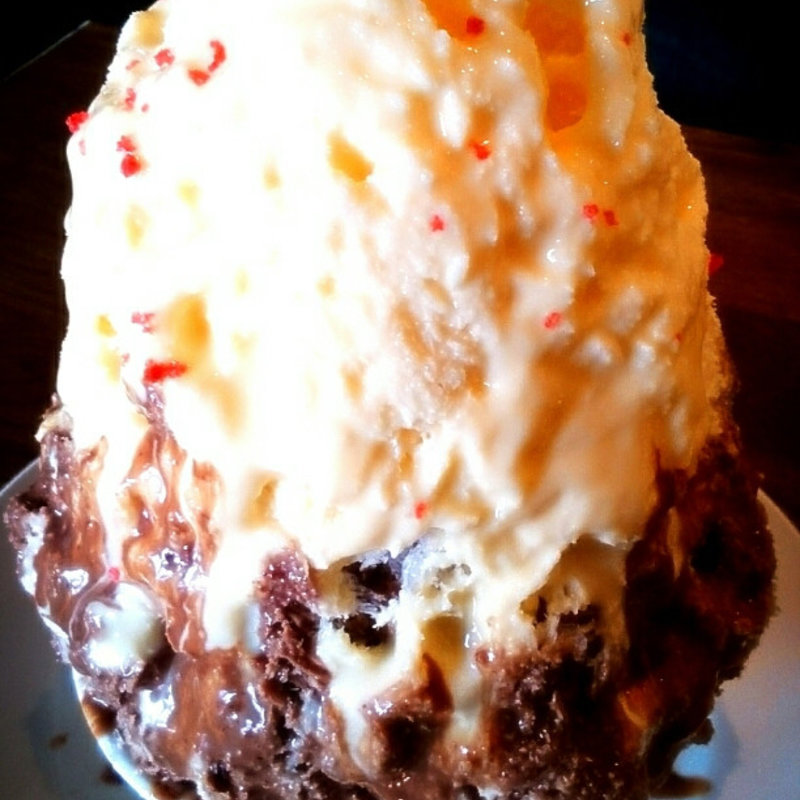 ムースオショコラ  ホワイト＆プラリネショコラ（ミニサイズ）(セバスチャン)