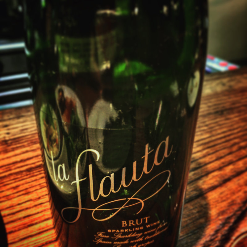 スパークリングワイン(木倉町バル ランプ)