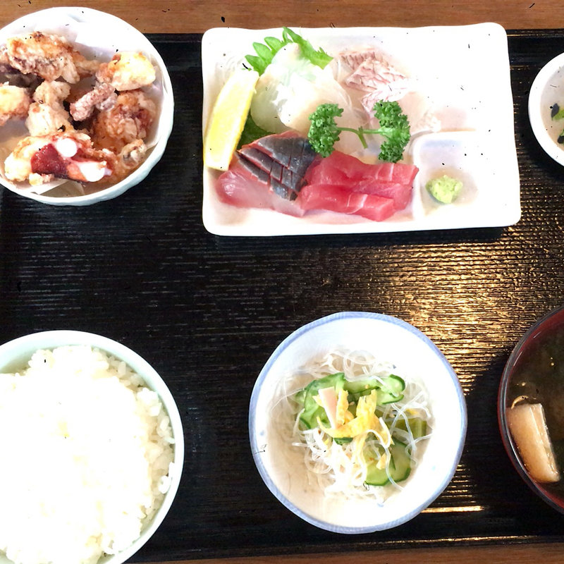 魚増定食(海鮮食堂 魚増 （うおます）)