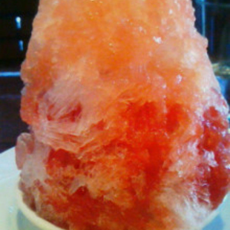 かき氷　カンパリ風味グレープフルーツとブラッドオレンジ　レモンミルク添え　ミニ(セバスチャン)