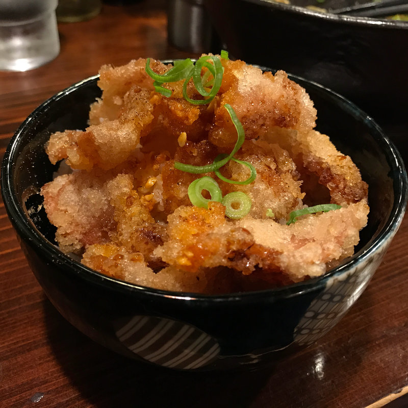 皮カリ丼(麺屋 楽 流川店)