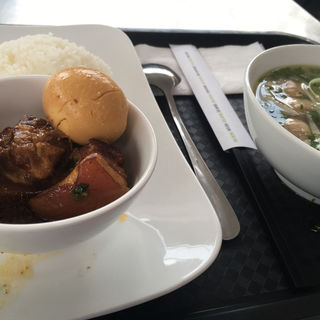 ベトナム風豚の角煮(Star cafe at Danang Airport)
