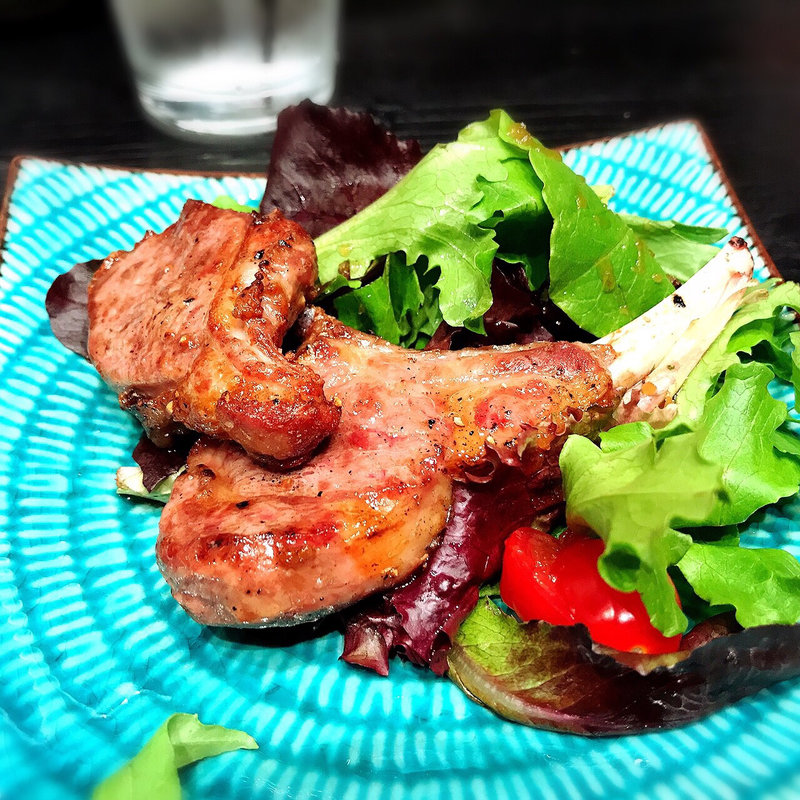 ラムチョップ(SUSHI IZAKAYA DINING 心-shinn-)