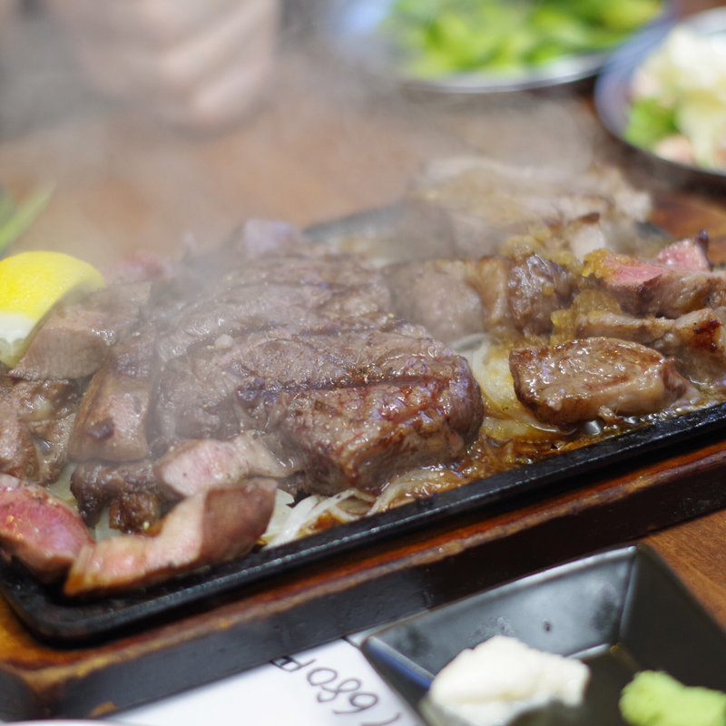 肉焼き盛り(スタミナ焼肉まるまさ)