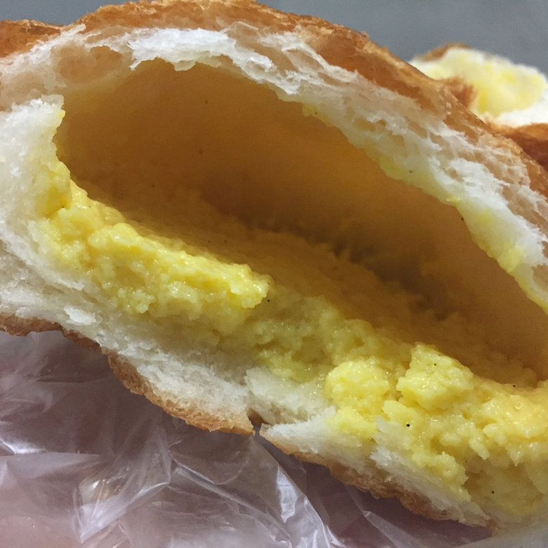 クリームパン(一ツ木町倶楽部 フレンチグリル&ベーカリー)