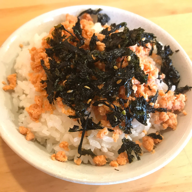 胡麻油香るシャケ丼(ラーメン 博多玉(はかただま))