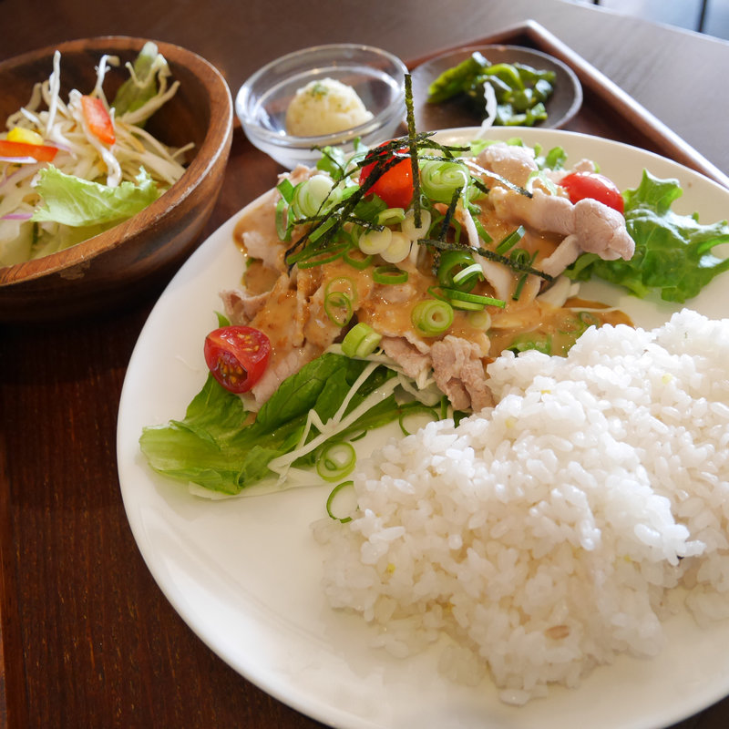 ランチ(亜月 （アヅキ）)