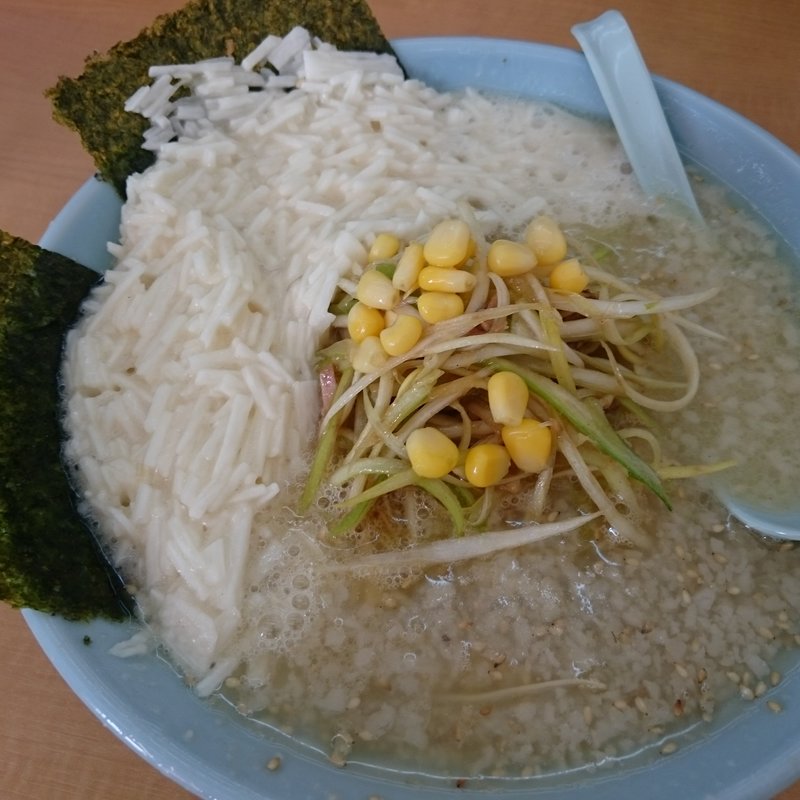塩ネギラーメン （ アブラ多め ） ＋ トロロ(ラーメンショップ椿 河内店)
