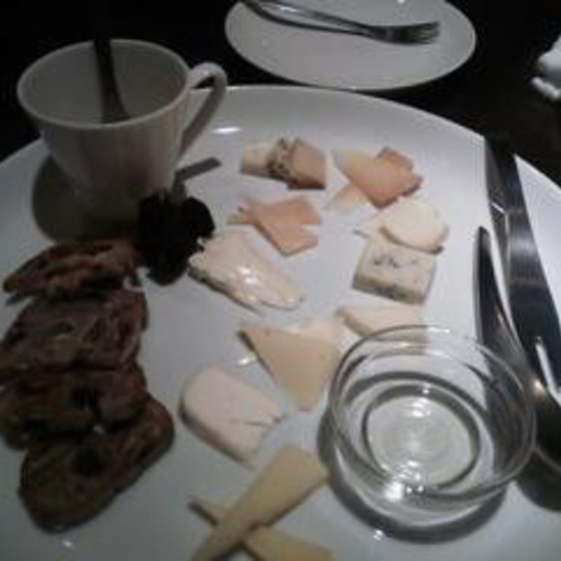 道内産チーズ(ザ　バー　ナノ （the bar nano.）)