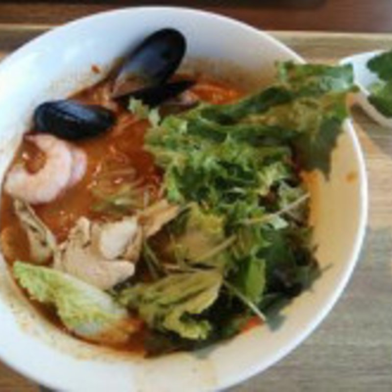 生麺フォーランチ(スパイスマーケット)