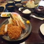 銀豚ミックスフライ定食(とんかつ神楽坂さくら 東越谷店)