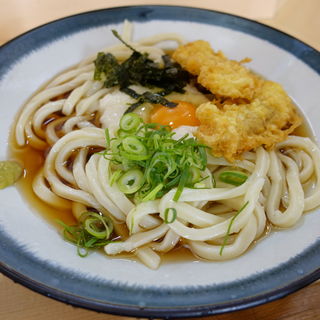 ちく天山かけうどん（生黄卵入り）(讃岐うどん工房 かどっこ)