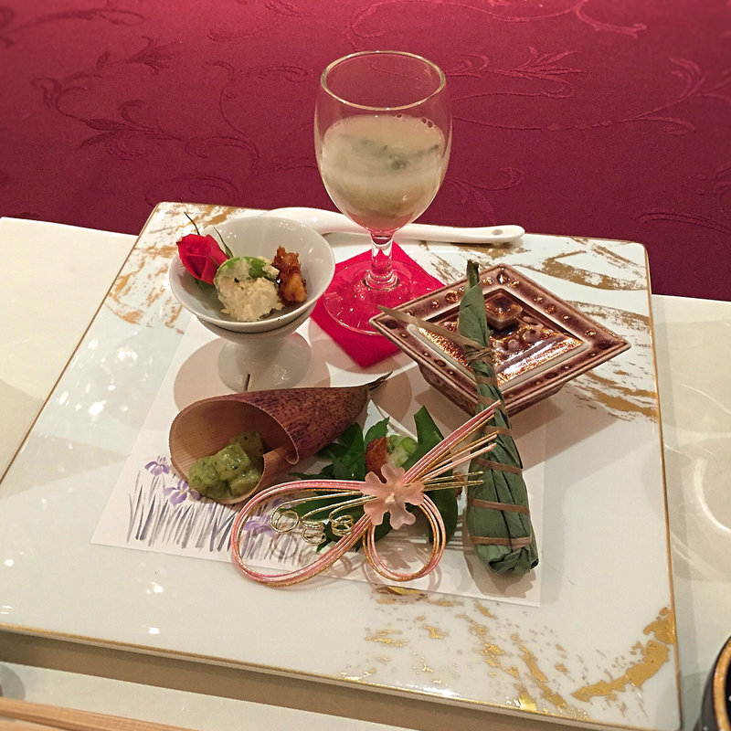 山芋順才ゼリー寄せ  小鯛笹漬けなます  枝豆・さつま揚げ  甲烏賊と筍の木の芽あえ  空豆と豆乳豆腐の白あえ(遠石会館 )