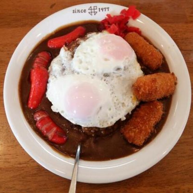 目玉焼きコロッケカレーの大盛(ウインナーのせ)(かれー屋伊東 （イトウ）)