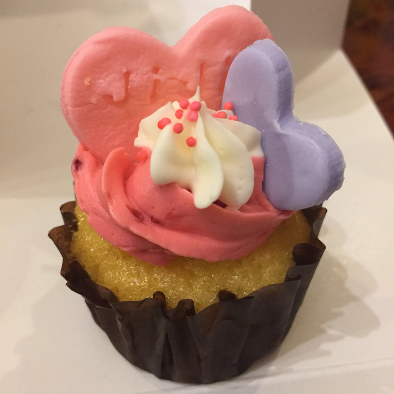 カップケーキ ラズベリー(JiJi （ジジ）)