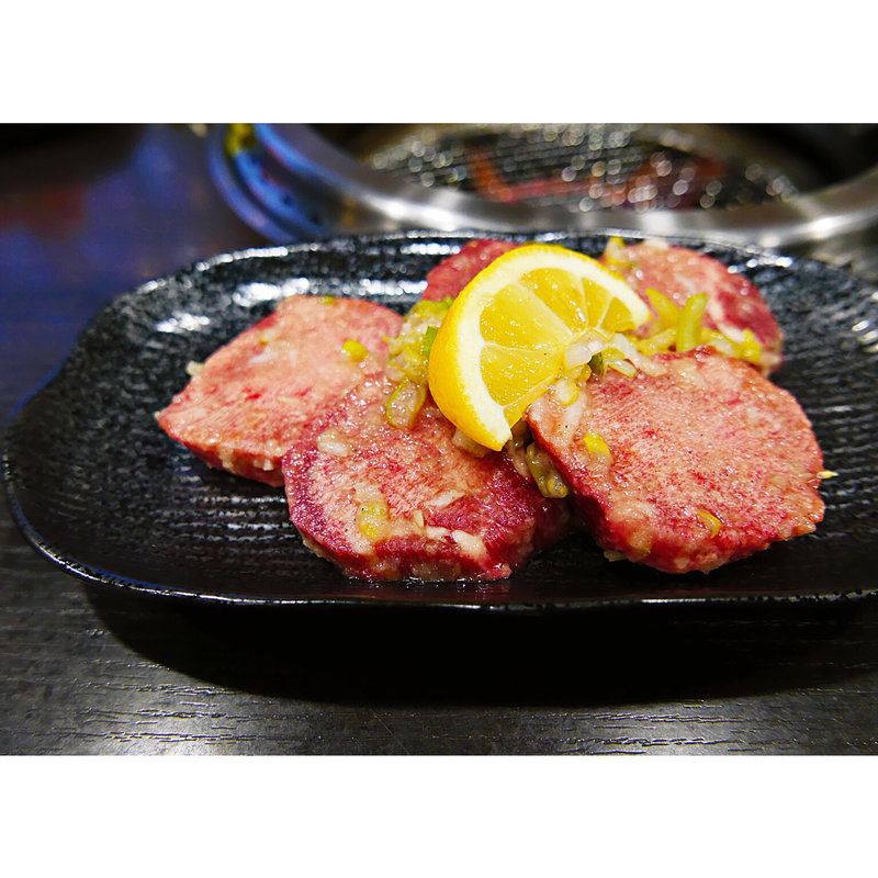 厚切り牛タン(焼肉ギュービッグ 大山店)