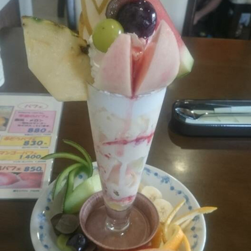 情熱パフェスペシャル(フルーツ津久見)