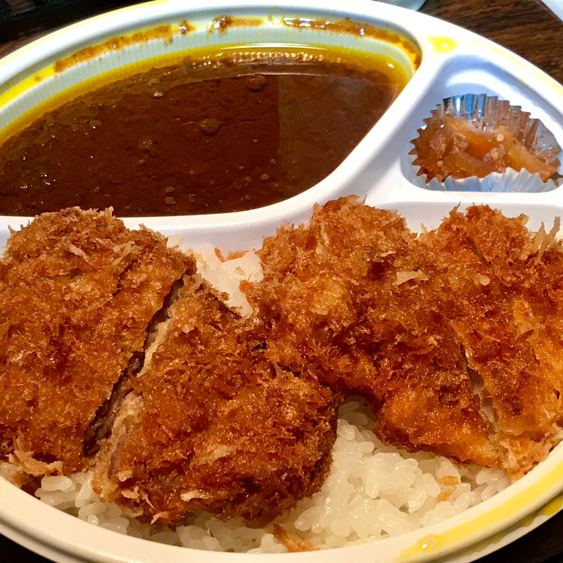 Wカツカレー(銀座スイス 本店)