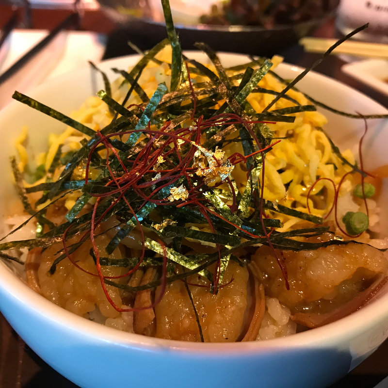 モツ丼(和牛専門店 焼肉のMr.青木)