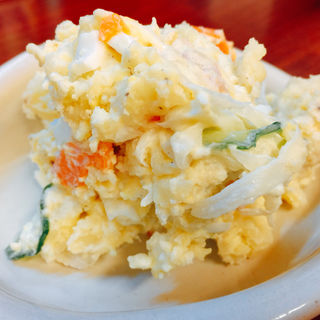 ポテトサラダ(煮込み屋 じもん )